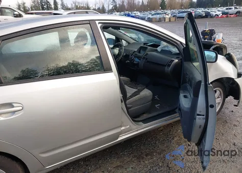 2004 Toyota Prius из США, поврежденный, VIN JTDKB20U940013272
